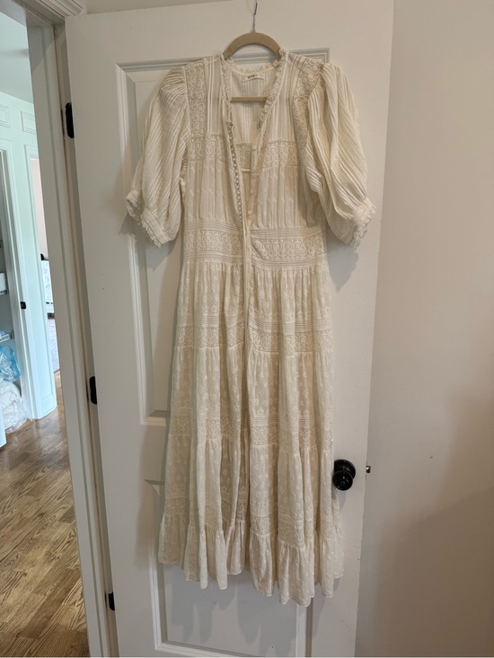 Doen Dresses & Skirts - Doen Cream Maxi Dress with Puff Sleeves